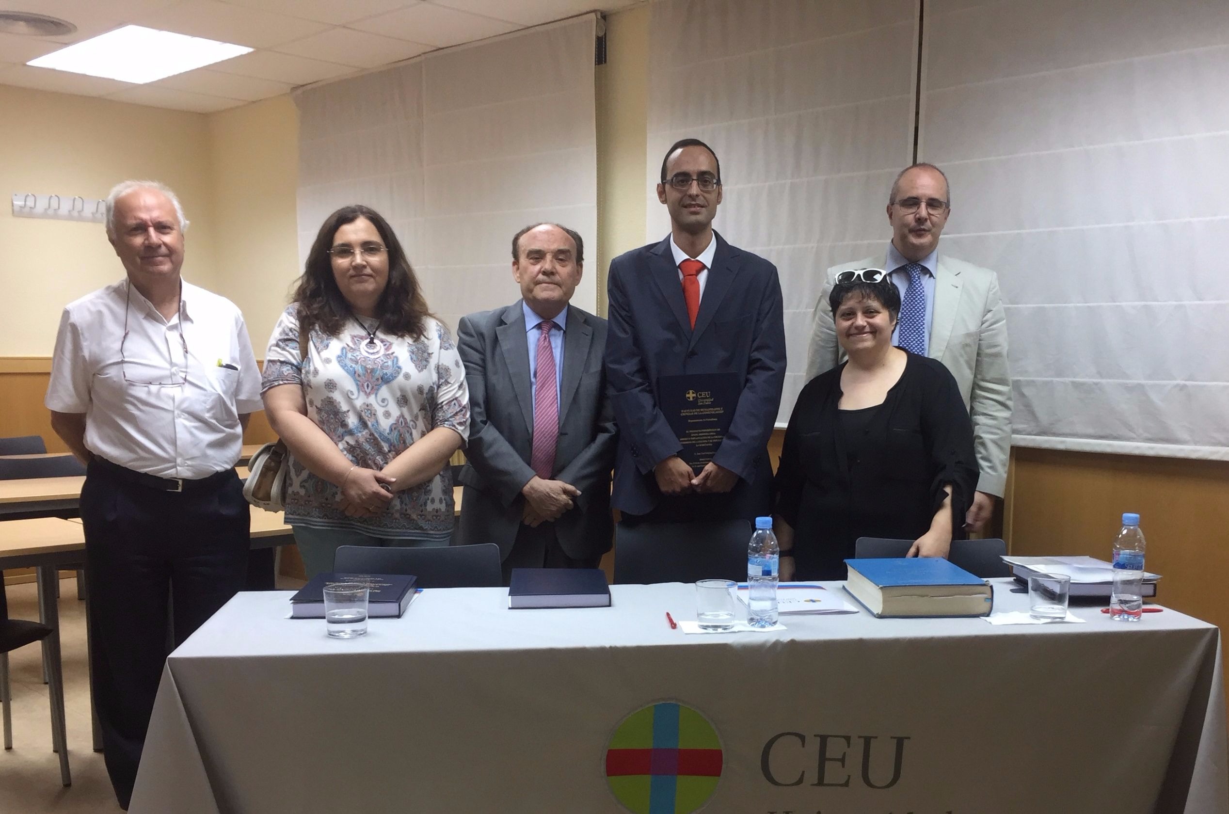 Juan José Malpica presenta su tesis doctoral sobre la Escuela de Periodismo de la Iglesia