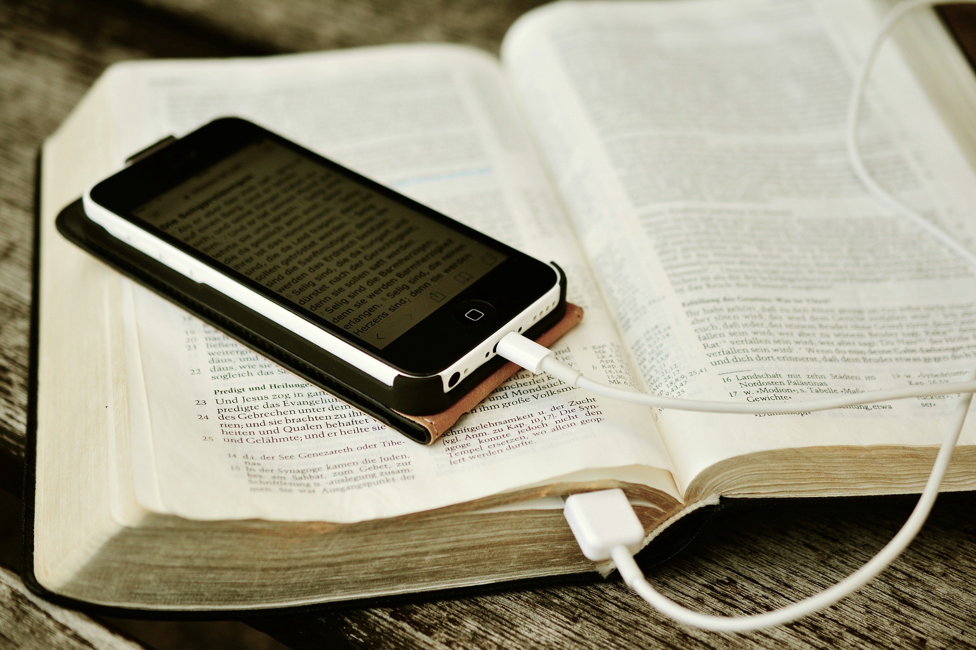 Evangelización y nuevos lenguajes mediáticos